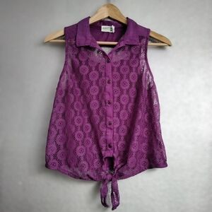 Selena Gomez Fuschia Laser Cut Sleeveless Button Down Top    Size L